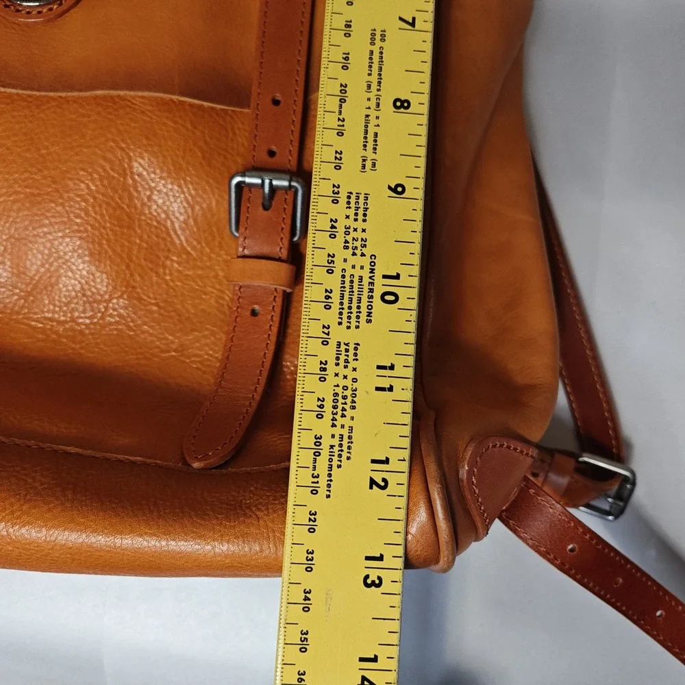 Old Trend Lawnwood Leather Backpack Large Ginger Tan Modern Vintage Rucksack
